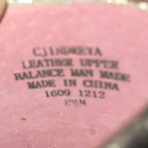 {Joan & David} Luxe Buckle Toe Flats - Picture 5 of 6